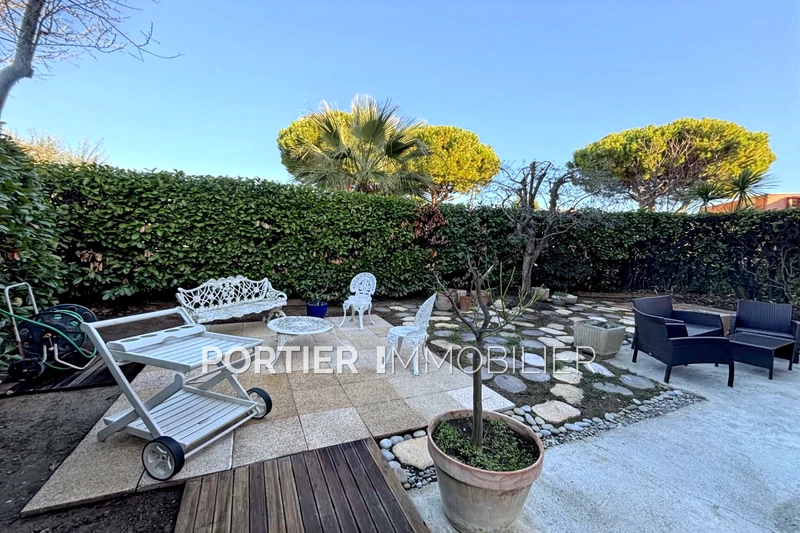 Location appartement Antibes  