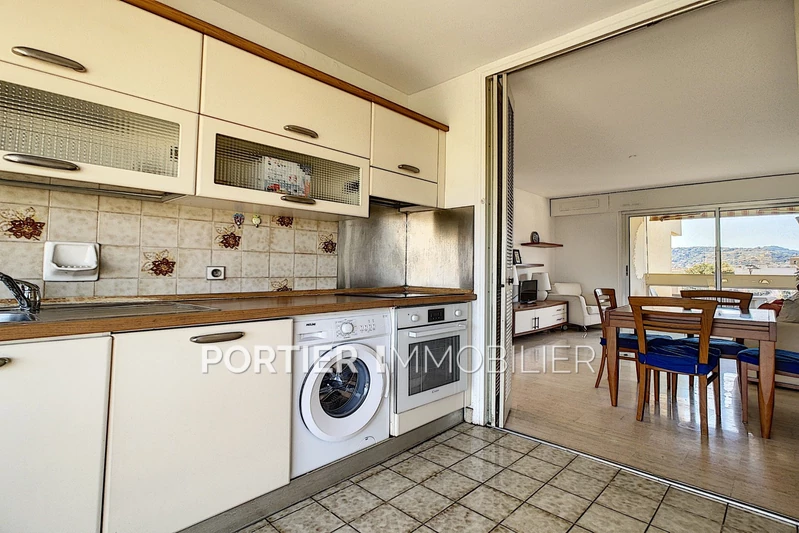 Location appartement Antibes  