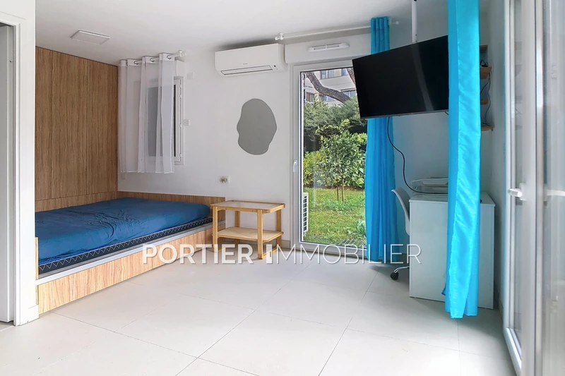 Location appartement Antibes  