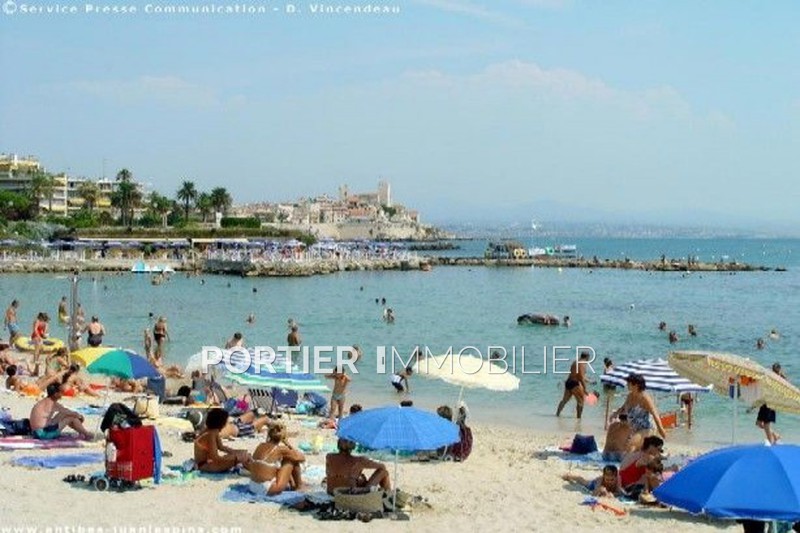 Photo Box fermé Antibes Centre, Location box fermé