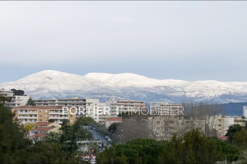 Photo Appartement Antibes Centre, achat appartement 2 pièces 46 m²