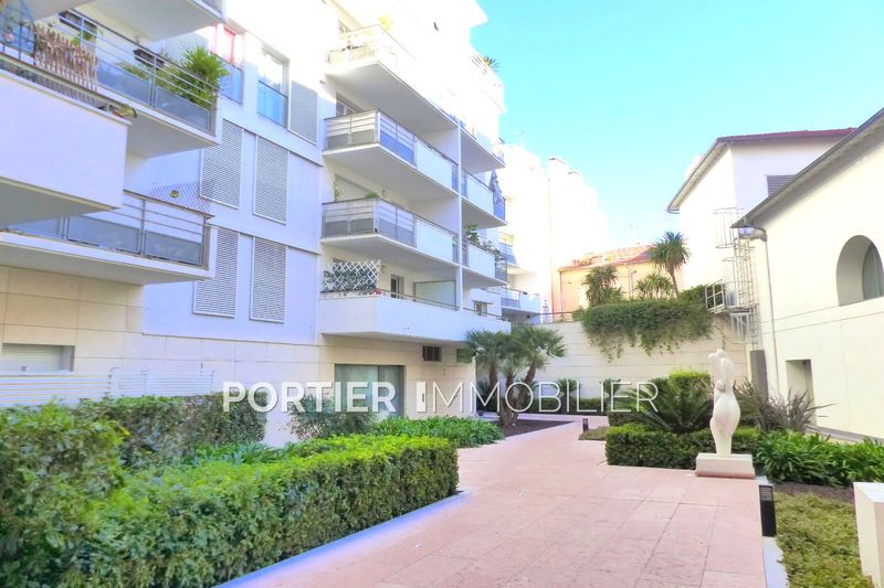 Photo Appartement Antibes Centre, achat appartement 2 pièces 52 m²