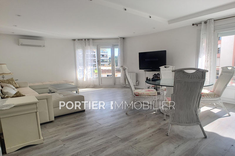 Photo Appartement Juan-les-Pins Juan-les-pins, achat appartement 3 pièces 72 m²