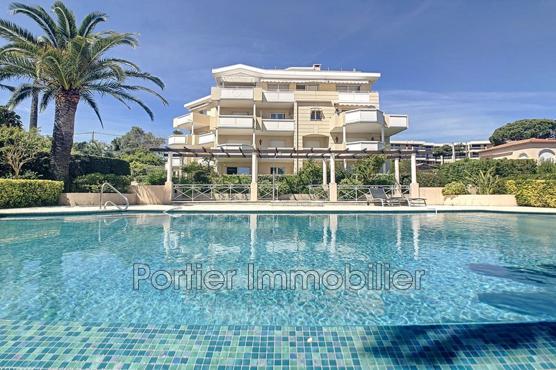 Photo Apartment Antibes Le puy,   to buy apartment  3 rooms   88&nbsp;m&sup2;