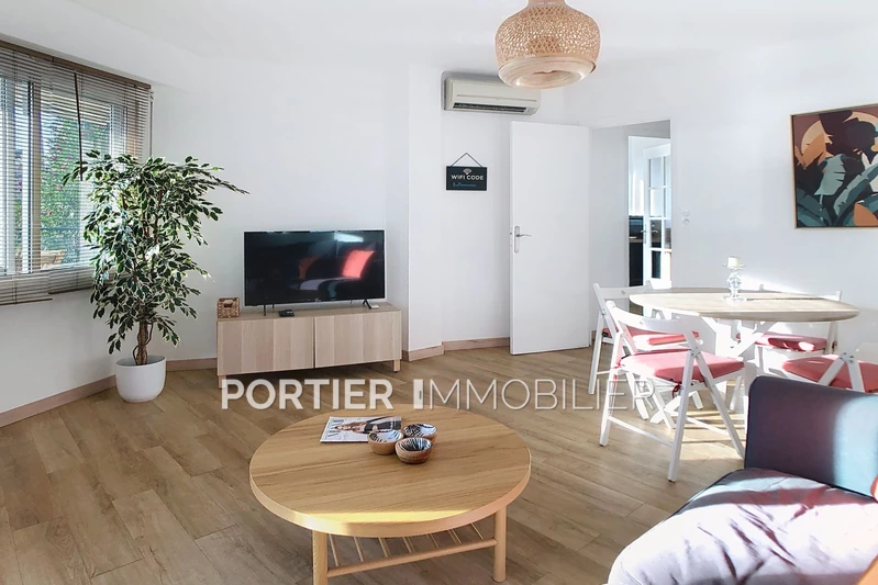 appartement  2 rooms  Antibes Juan-les-pins  45 m² -   
