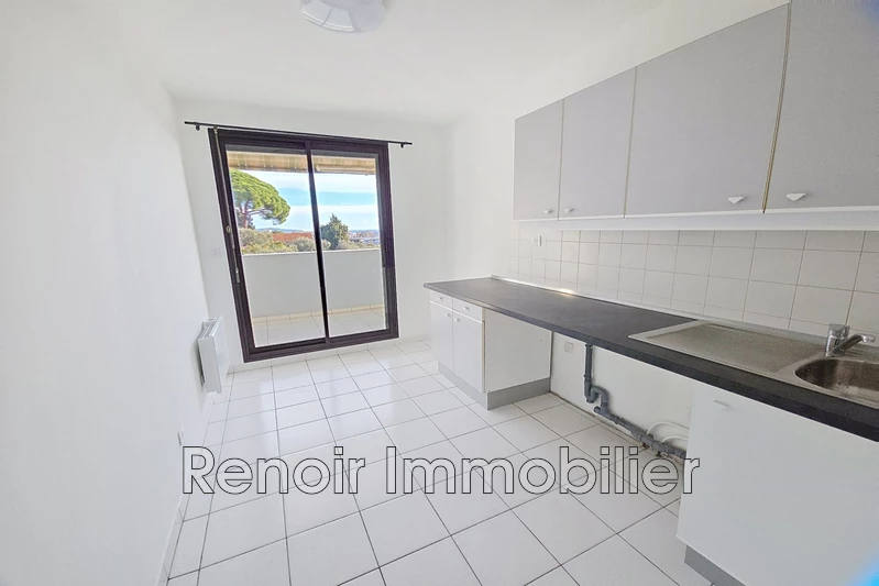 Location appartement Saint-Laurent-du-Var  