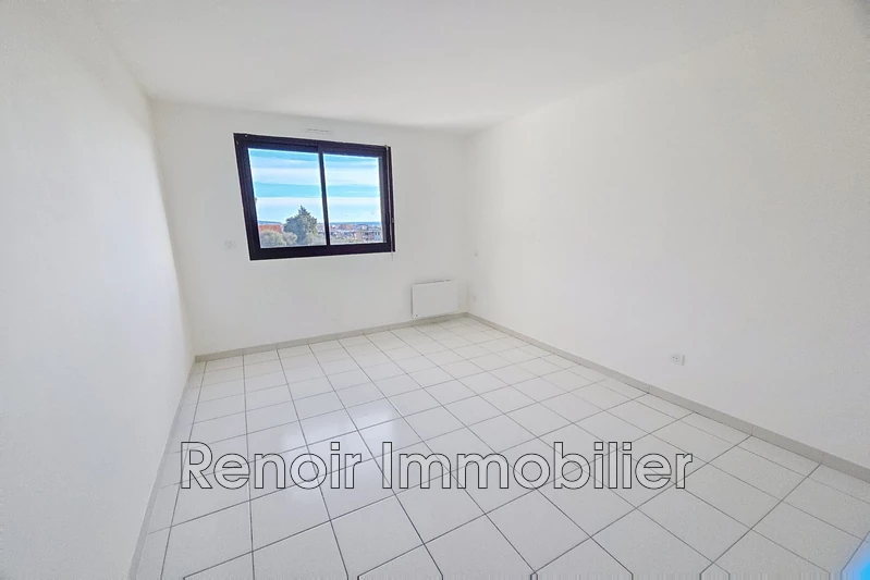 Location appartement Saint-Laurent-du-Var  