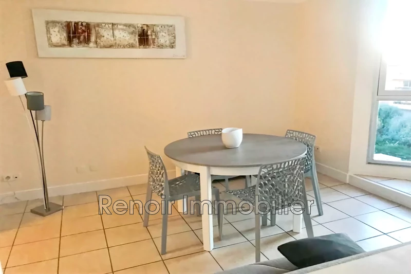 Location appartement Saint-Laurent-du-Var  