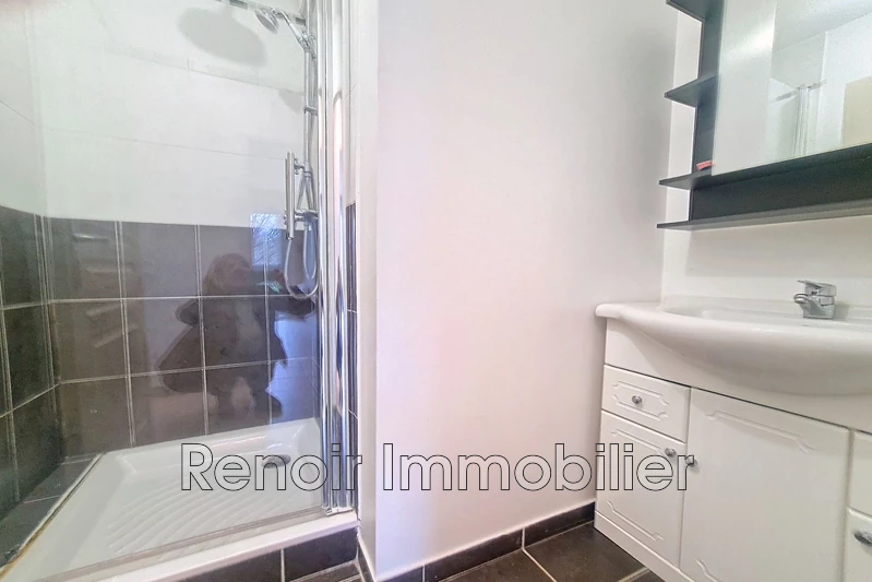 Location appartement Valbonne  