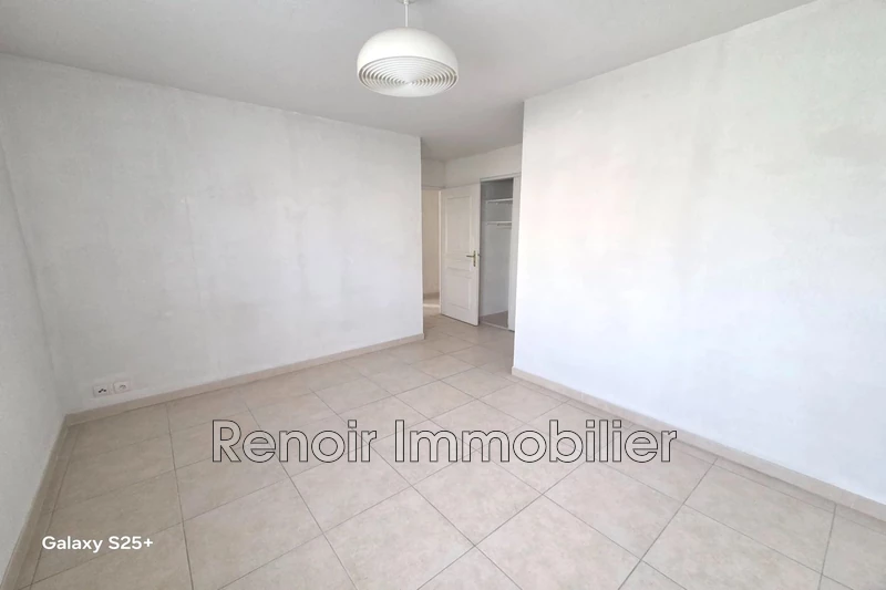 Location appartement Saint-Laurent-du-Var  