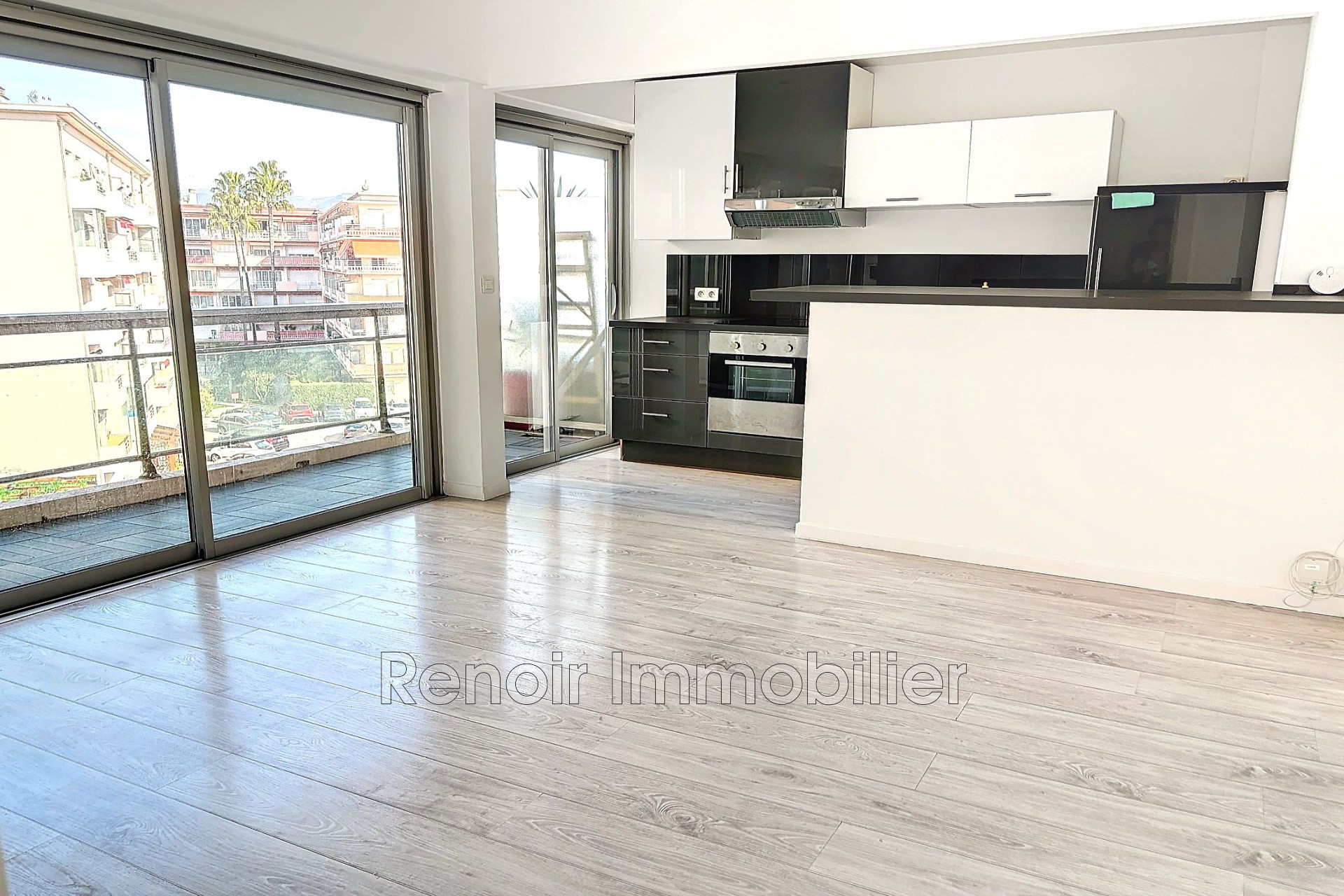 Vente Appartement 24m² à Cagnes-sur-Mer (06800) - Renoir Immobilier