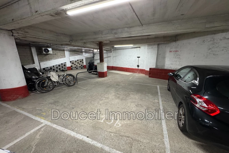Professionnel local commercial Béziers  