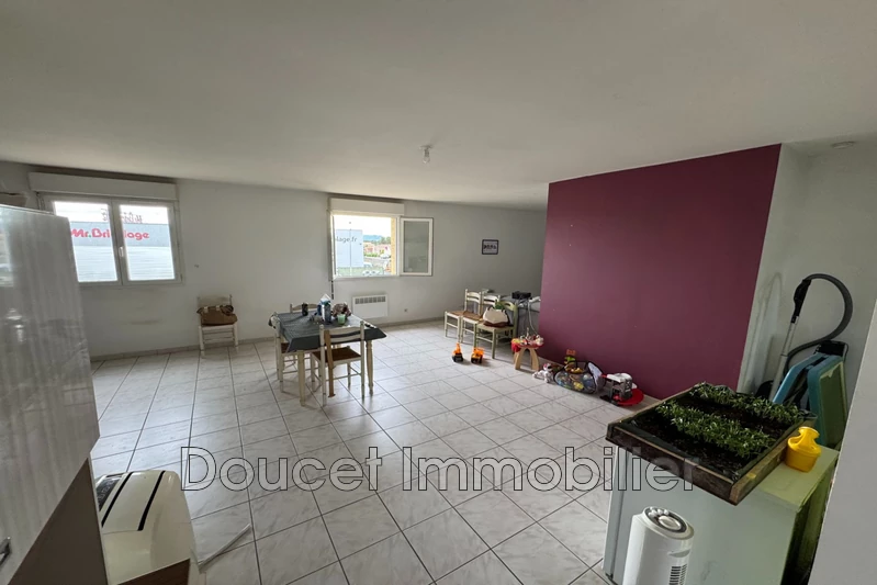 Professionnel immeuble Magalas  