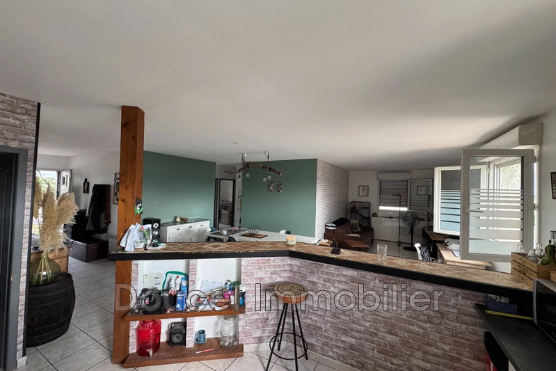 Professionnel immeuble Magalas  