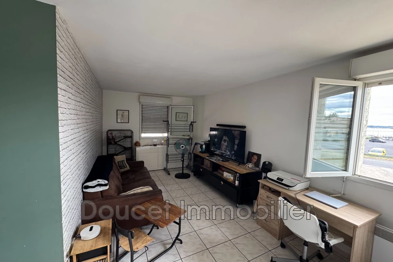 Professionnel immeuble Magalas  