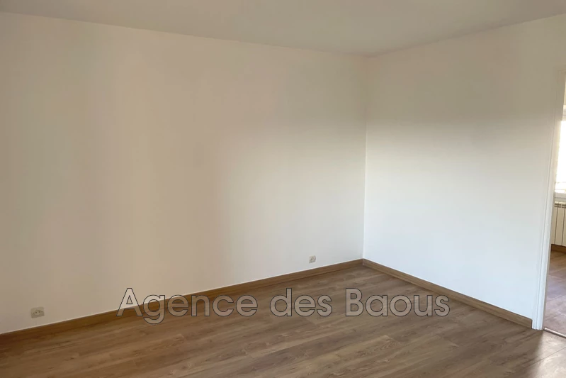 Location maison de village La Gaude  