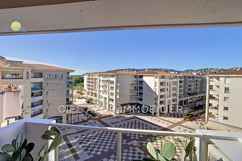 Location saisonnière appartement Antibes  