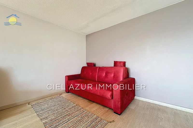 Location appartement Antibes  
