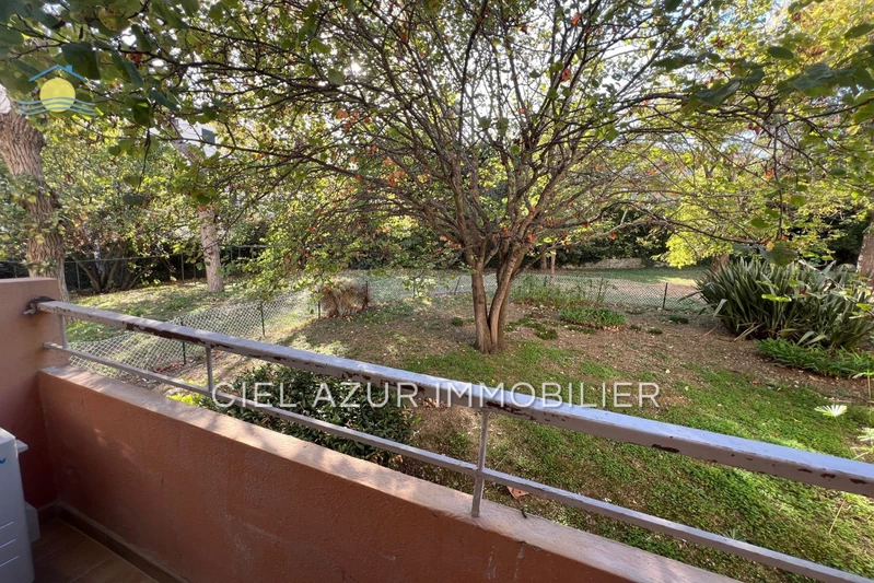 Location appartement Vallauris  