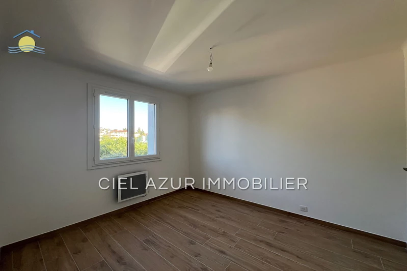 Location appartement Vallauris  