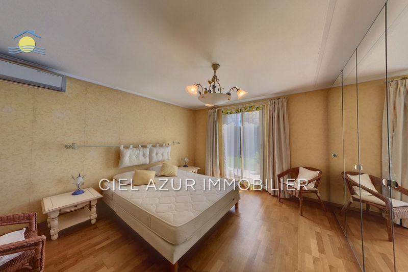 Location saisonnière villa Juan-les-Pins  