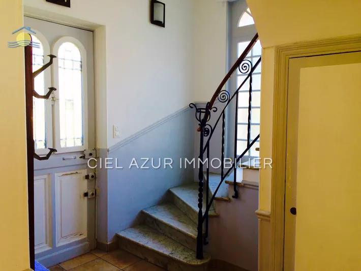 Location saisonnière villa Antibes  