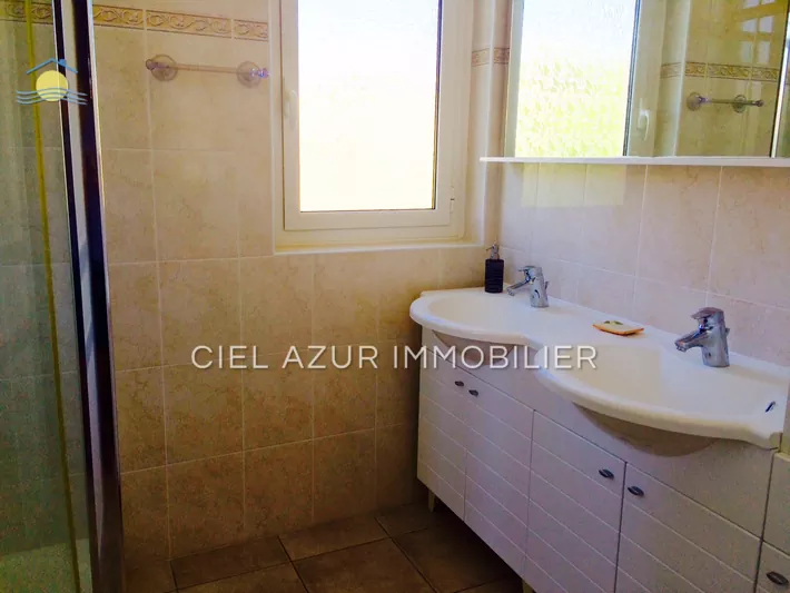 Location saisonnière villa Antibes  