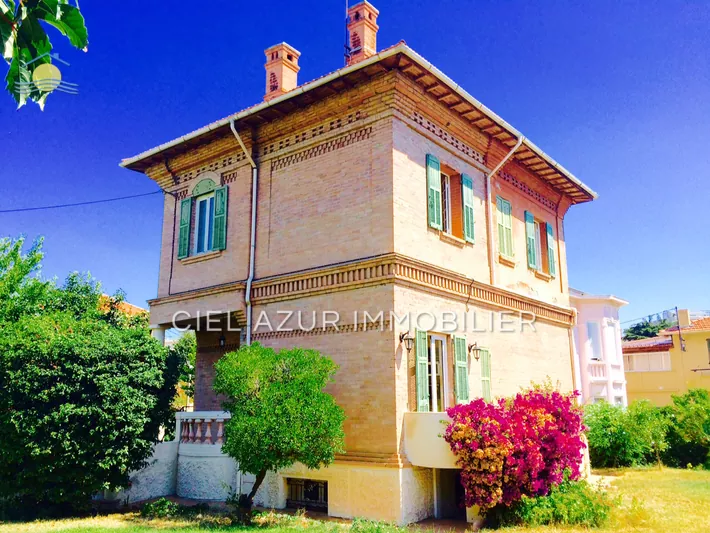 maison  5 rooms  Antibes Seaside  120&nbsp;m&sup2; -   