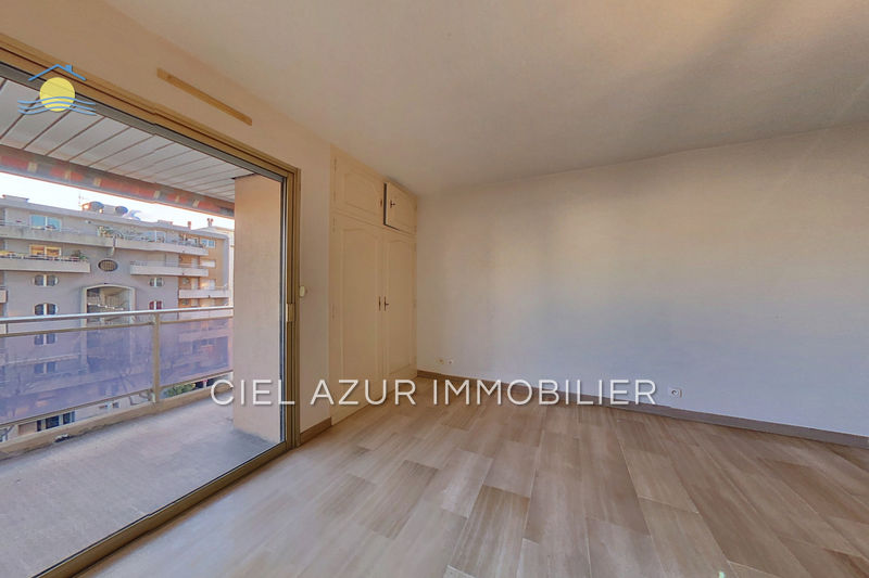 Location Appartement Juan-les-pins Bord de mer Appartement Juan-les-Pins Bord de mer, Location appartement 2 pièces 39 m²