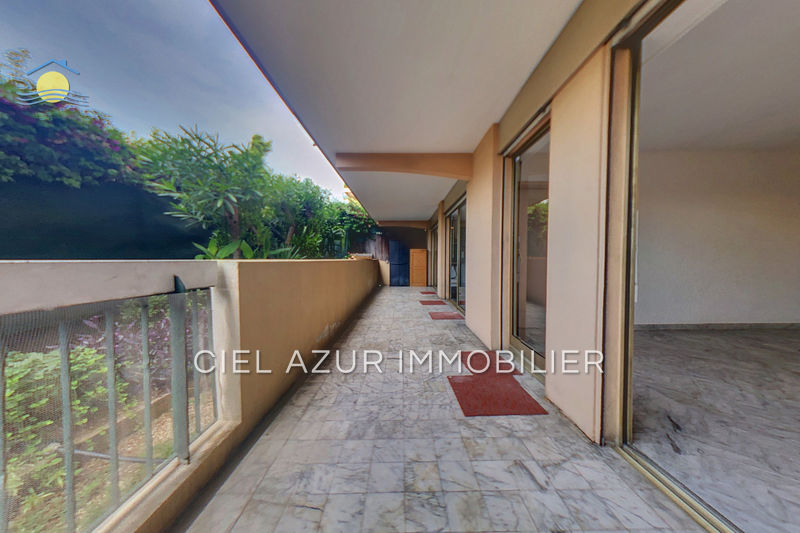 Rentals Apartment Golfe-juan Downtown Apartment Golfe-Juan Centre-ville, Rentals apartment 2 rooms 42 m²