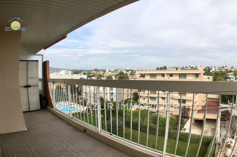 Photo Apartment Juan-les-Pins Bijou plage, Rentals apartment 2 rooms 40 m²