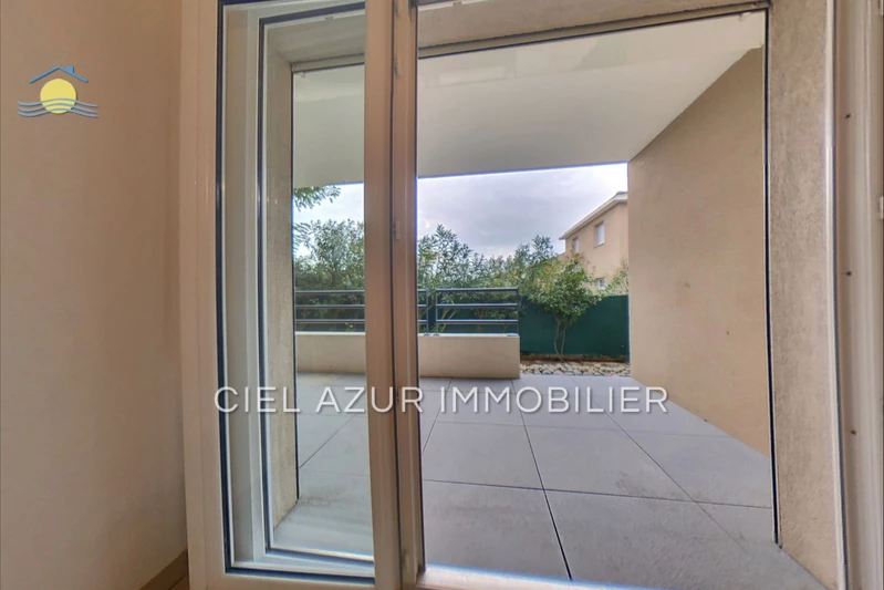 Location rez-de-jardin Pégomas  Location rez-de-jardin Pégomas