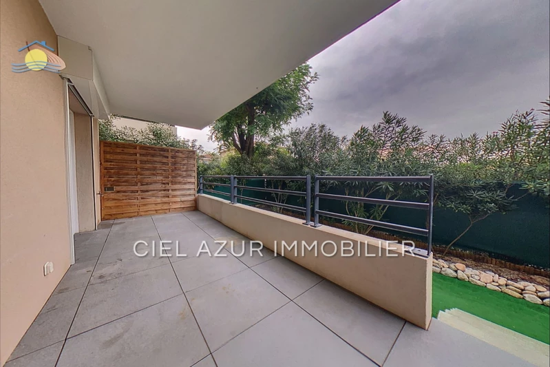 Location rez-de-jardin Pégomas  Location rez-de-jardin Pégomas