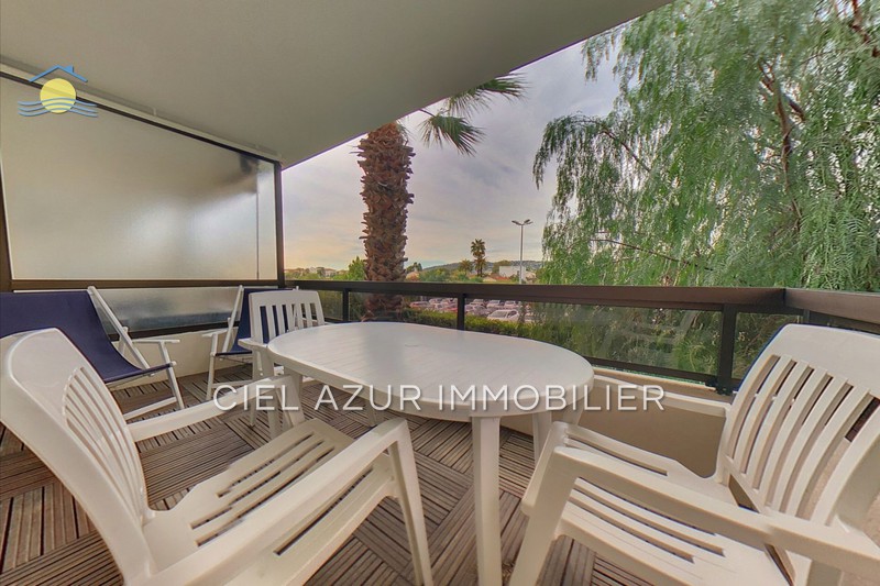 Photo Appartement Juan-les-Pins Rue de cannes, Location appartement 3 pièces 67 m²