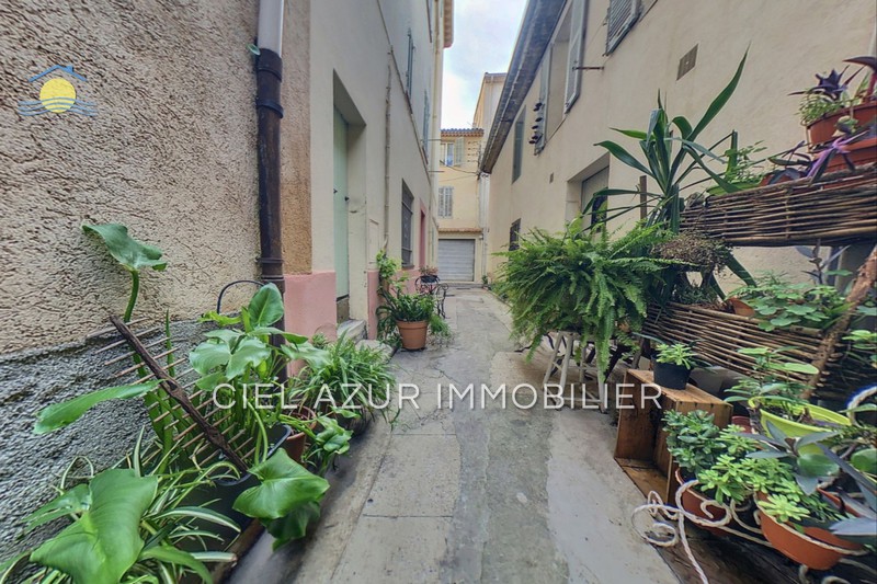 Location Appartement Antibes Vieille ville Appartement Antibes Vieille ville, Location appartement 1 pièce 24 m²