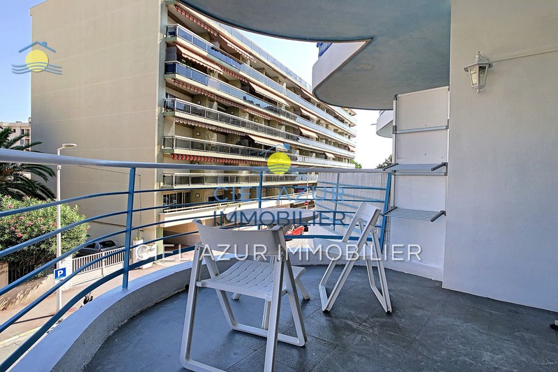 Photo Appartement Juan-les-Pins Rue saint honorat, Location appartement 1 pièce 24 m²