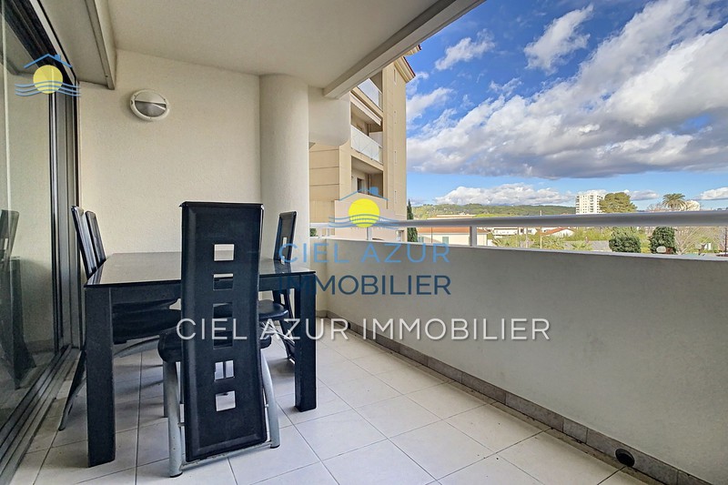 Photo Apartment Juan-les-Pins Bord de mer, Rentals apartment 2 rooms 37 m²