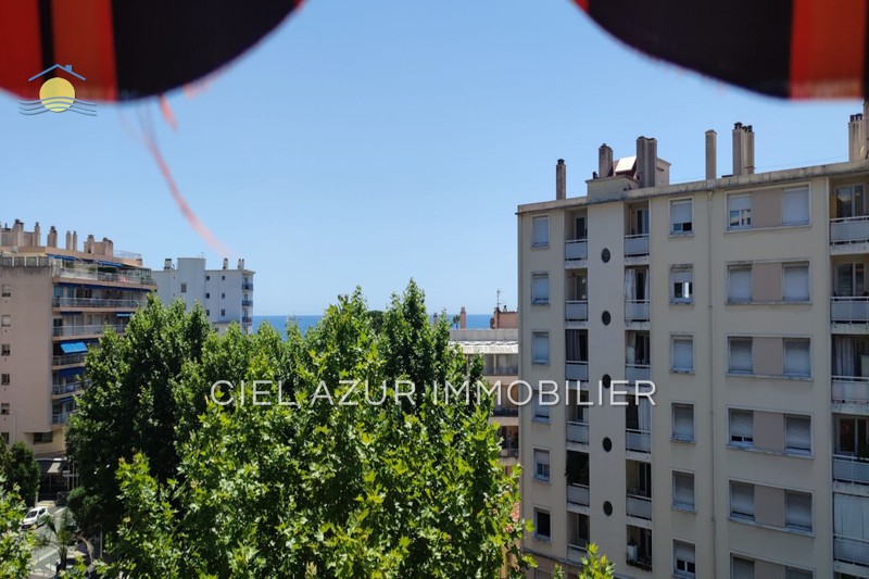 Rentals Apartment Juan-les-pins Square lily Apartment Juan-les-Pins Square du lys, Rentals apartment 2 rooms 44 m²