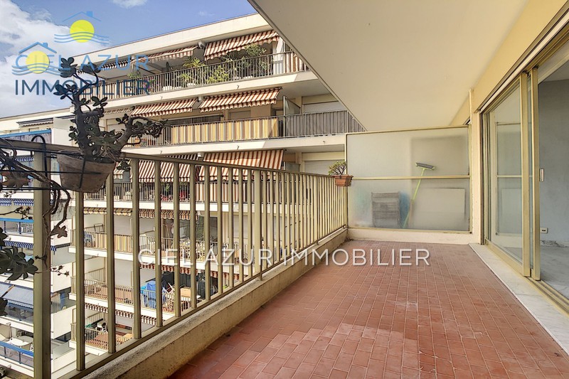 For sale Apartment Juan-les-pins Downtown Apartment Juan-les-Pins Centre-ville, to buy apartment 1 room 25 m²