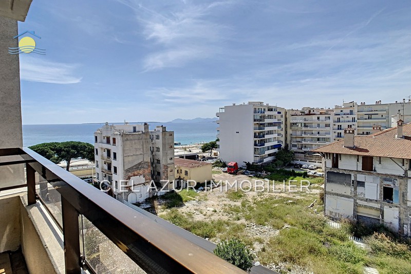 appartement  1 room  Juan-les-Pins Seaside  25 m² -   