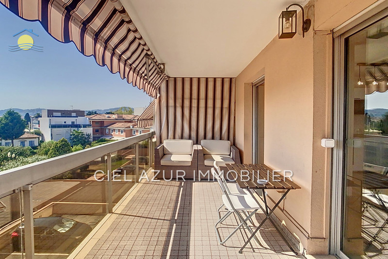 Photo Apartment Juan-les-Pins Bord de mer,   to buy apartment  2 rooms   48&nbsp;m&sup2;