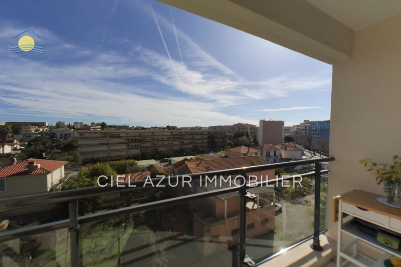 Appartement Juan-les-Pins Square du lys,   achat appartement  2 pièces   38&nbsp;m&sup2;