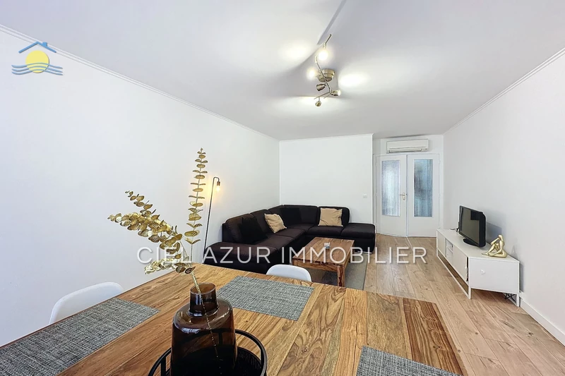 Appartement Juan-les-Pins Centre-ville,   achat appartement  2 pièces   54&nbsp;m&sup2;