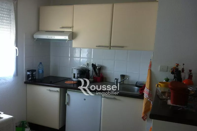 Location appartement Poussan  