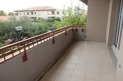 Location appartement Poussan  