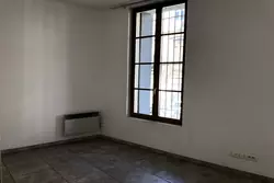 Location appartement Poussan  