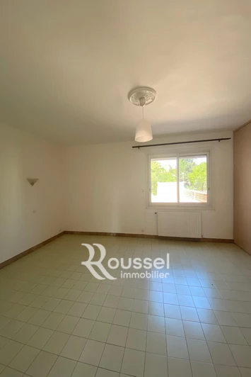 Location villa Poussan  