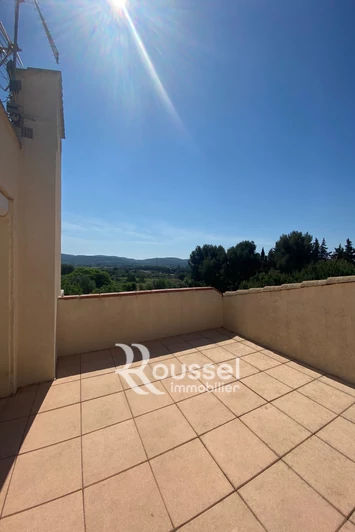 Location villa Poussan  