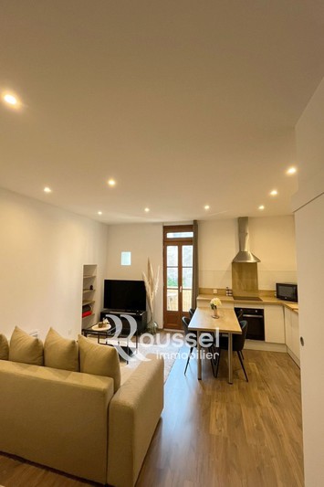 Location appartement Poussan  