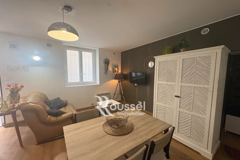 Location appartement Poussan  